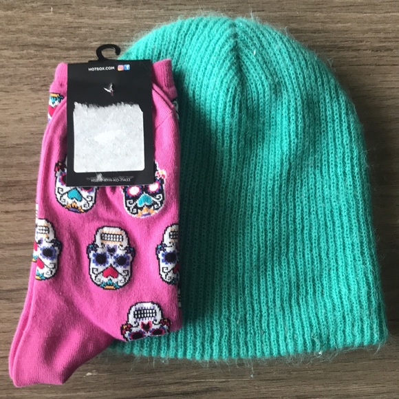 Neff Turquoise Beanie Hot Sox Skull Socks - Picture 2 of 6